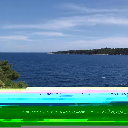 Apartman Gorgeous Apartment In Prizba With House Sea View