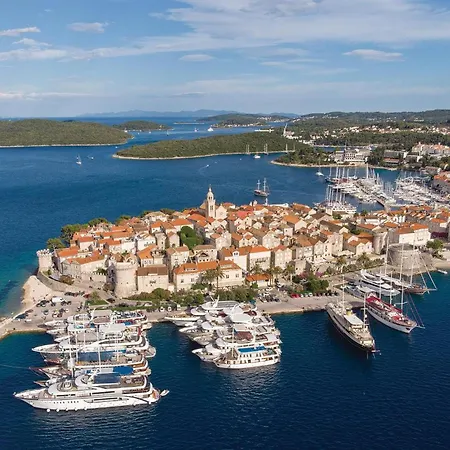Gorgeous Apartment In Prizba With House Sea View Apartment