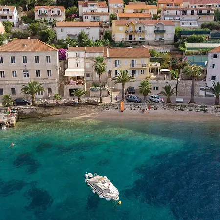 Apartment Gorgeous Apartment In Prizba With House Sea View *