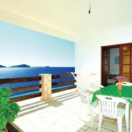 Apartment Gorgeous Apartment In Prizba With House Sea View Prizba